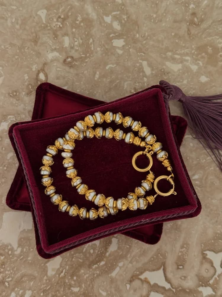 GOLDEN LEAVES & HARMONY İNCİ BİLEKLİK