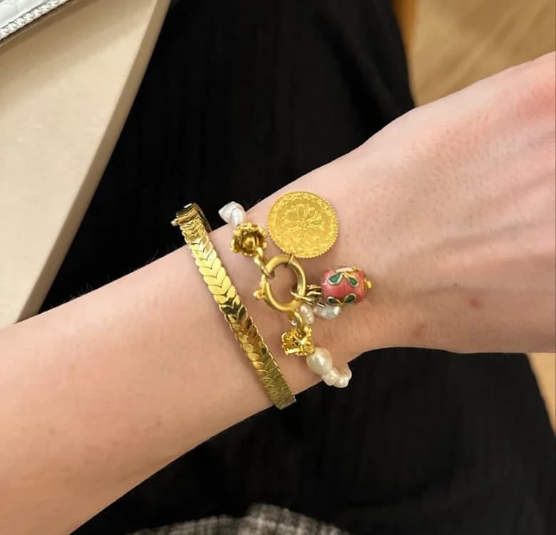 FLORAL PILLOW CHARM İNCİ BİLEKLİK